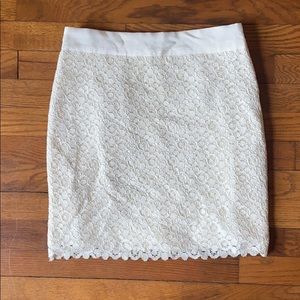 The limited high waisted skirt
